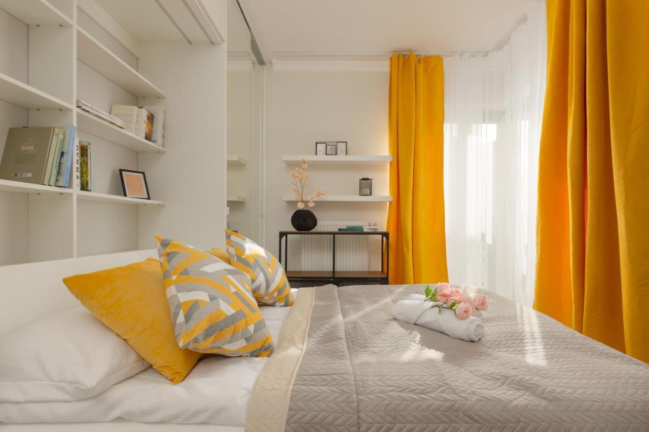 Lakeview Apartment Kapelanow Armii Krajowej By Noclegi Renters Варшава Екстериор снимка